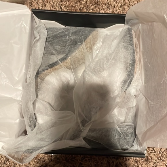 Brand new heels fashion nova - Picture 5 of 6